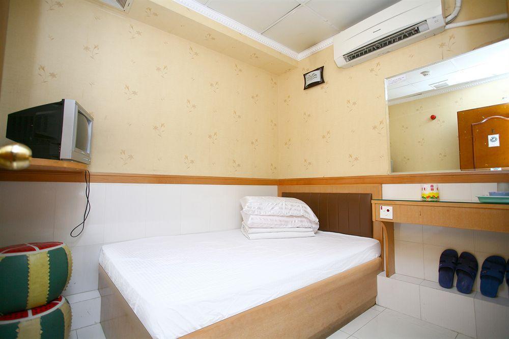 Me Easy Hostel Гонконг Экстерьер фото