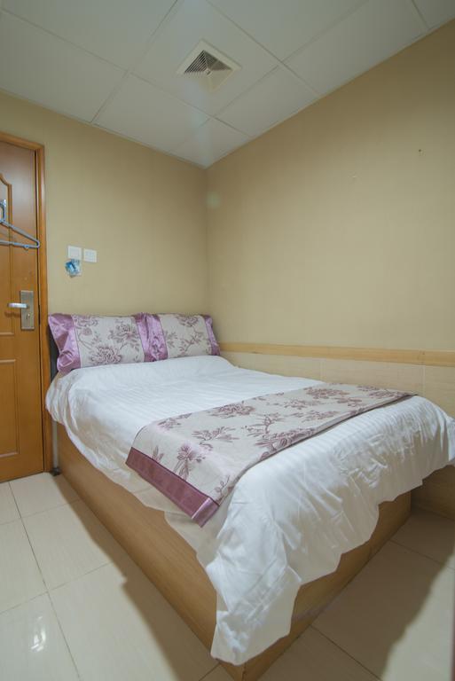 Me Easy Hostel Гонконг Экстерьер фото