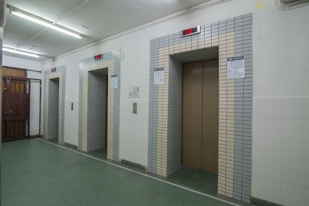 Me Easy Hostel Гонконг Экстерьер фото