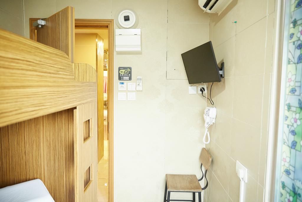 Me Easy Hostel Гонконг Экстерьер фото