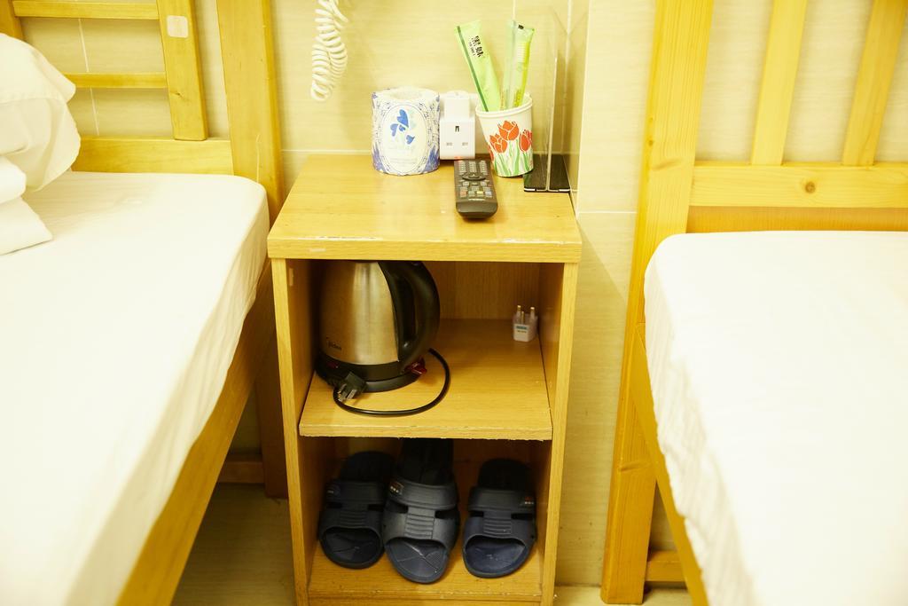 Me Easy Hostel Гонконг Экстерьер фото