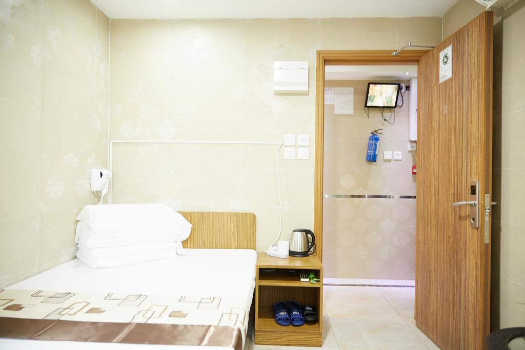 Me Easy Hostel Гонконг Экстерьер фото