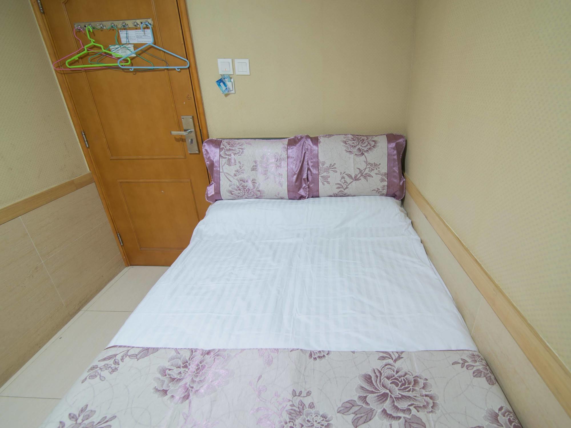 Me Easy Hostel Гонконг Экстерьер фото