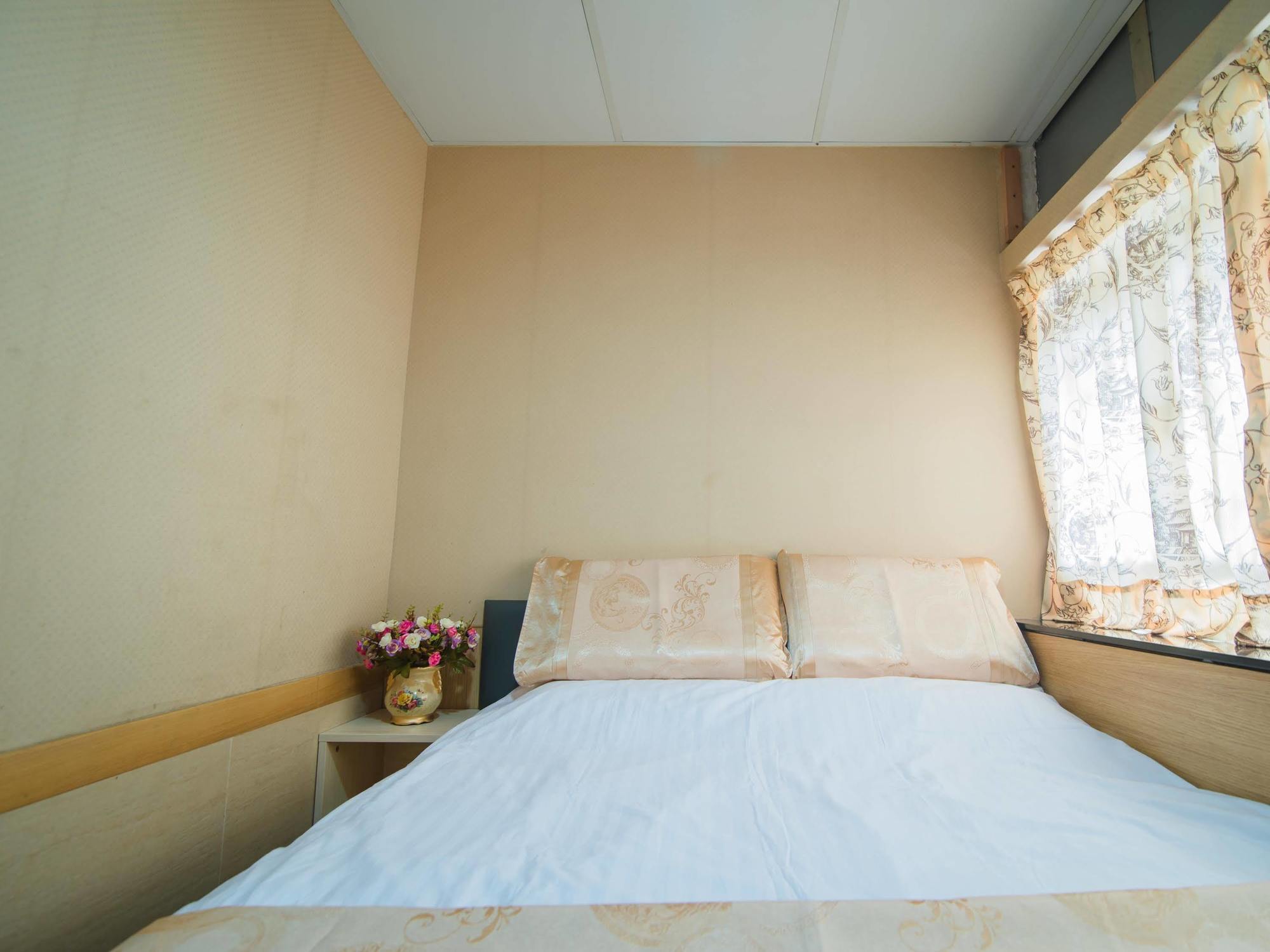 Me Easy Hostel Гонконг Экстерьер фото