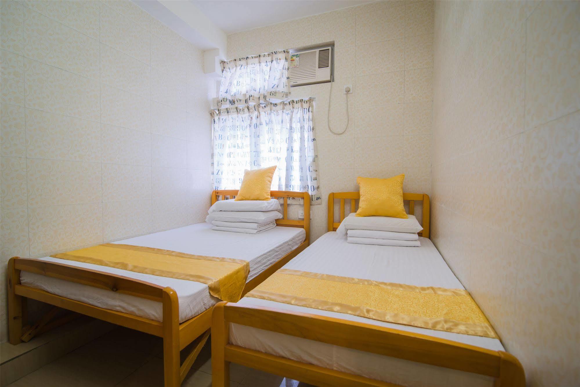Me Easy Hostel Гонконг Экстерьер фото