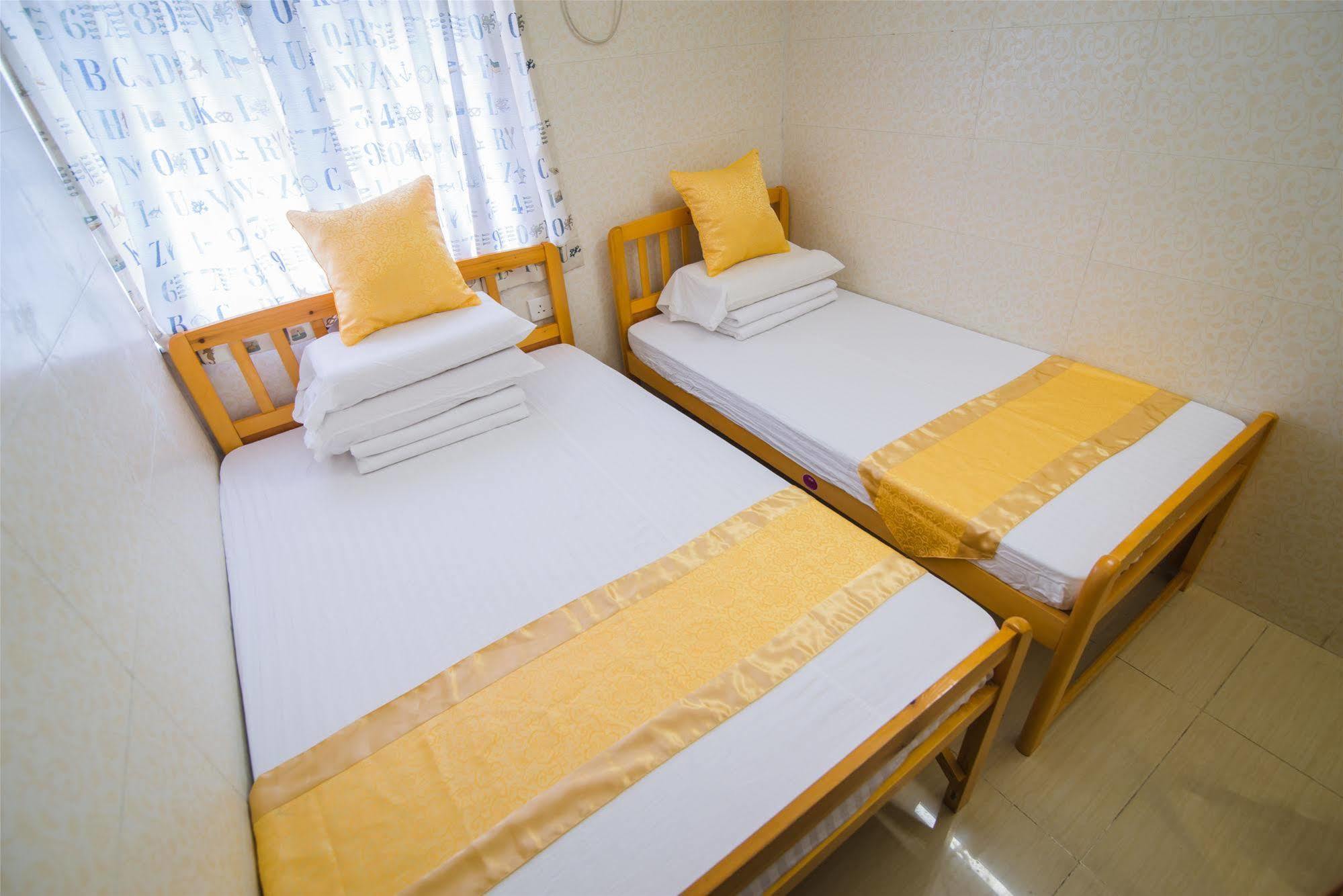 Me Easy Hostel Гонконг Экстерьер фото